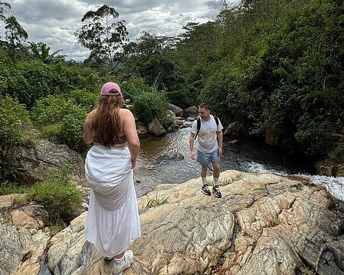 Walk around Ella upon arrival